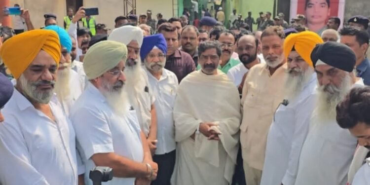 jamshedpur cgpc tribute – सीजीपीसी का प्रतिनिधिमंडल नेमरा पहुंचकर सीएम से की मुलाकात, रूपी सोरेन को दी श्रद्धां‍जलि
