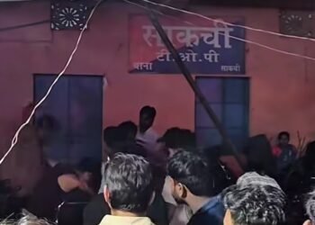 Jamshedpur fight : साकची बाजार में पार्किंग को लेकर मारपीट, हंगामा