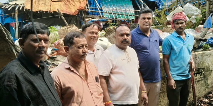 Jamshedpur bjp parsudih : भाजपा परसुडीह मंडल के ज्ञापन का असर, बाजार में शुरू हुई साफ-सफाई Jamshedpur bjp parsudih : भाजपा परसुडीह मंडल के ज्ञापन का असर, बाजार में शुरू हुई साफ-सफाई