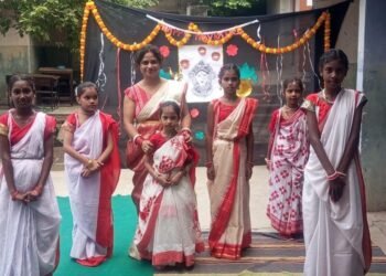 Jamshedpur school – सामुदायिक उच्च विद्यालय बारीगोड़ा में धूमधाम से मना ‘दुर्गा महोत्सव’, रामलीला, महिषासुर वध और मां दुर्गा के नौ रूपों की मनमोहक प्रस्तुति ने दर्शकों को किया मंत्रमुग्ध Jamshedpur school – सामुदायिक उच्च विद्यालय बारीगोड़ा में धूमधाम से मना ‘दुर्गा महोत्सव’, रामलीला, महिषासुर वध और मां दुर्गा के नौ रूपों की मनमोहक प्रस्तुति ने दर्शकों को किया मंत्रमुग्ध