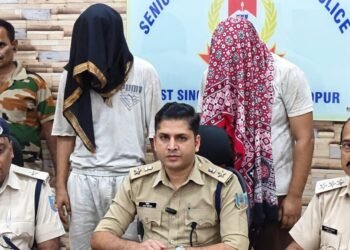 Jamshedpur police success : बर्मामाइंस में एक नाबालिग समेत तीन लोग हथियारों के साथ गिरफ्तार, दो पिस्तौल और कारतूस जब्त, video
