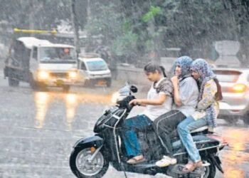 Jharkhand cyclone effect – चक्रवाती तूफान अर्नब के कारण कोल्हान समेत पूरे झारखंड में सुबह से बारिश, शुक्रवार को भी बारिश का अनुमान, कब से साफ होगा मौसम, जाने Jharkhand cyclone effect – चक्रवाती तूफान अर्नब के कारण कोल्हान समेत पूरे झारखंड में सुबह से बारिश, शुक्रवार को भी बारिश का अनुमान, कब से साफ होगा मौसम, जाने