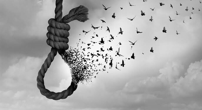 Jamshedpur suicide – सिदगोड़ा में विवाहिता ने फांसी लगाकर दी जान, पति से विवाद के बाद पत्नी ने दिया घटना को अंजाम