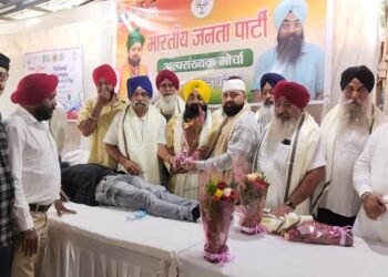 jamshedpur bjp minority : भाजपा अल्पसंख्यक मोर्चा के रक्तदान शिविर में बड़ी संख्या में रक्त संग्रह, सेवा मेरा योगदान का दिया संदेश