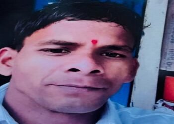 Jamshedpur youth died due to electric shock : भालूबासा में करंट लगने से 30 वर्षीय युवक मोनू सीट की मौत, डॉ विजय अग्रवाल के घर के बेसमेंट में हुआ हादसा, 23 वर्षों से डॉक्टर दंपति के साथ कर रहा था काम Jamshedpur youth died due to electric shock : भालूबासा में करंट लगने से 30 वर्षीय युवक मोनू सीट की मौत, डॉ विजय अग्रवाल के घर के बेसमेंट में हुआ हादसा, 23 वर्षों से डॉक्टर दंपति के साथ कर रहा था काम