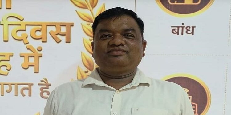 West singhbhum Contractors under scrutiny : लंबित योजनाओं वाले संवेदकों पर लटकी डिबार की तलवार, निविदा से पहले संवेदकों के कार्यों की रिपोर्ट तलब, नई योजनाओं के आवंटन पर लग सकती है रोक West singhbhum Contractors under scrutiny : लंबित योजनाओं वाले संवेदकों पर लटकी डिबार की तलवार, निविदा से पहले संवेदकों के कार्यों की रिपोर्ट तलब, नई योजनाओं के आवंटन पर लग सकती है रोक