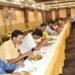 Jamshedpur agrasen jayanti celebration : महाराजा अग्रसेन जयंती पर ‘अग्रसेन परमार्थ भोज’ का हुआ आयोजन, पुरोहितों ने की महाराजा अग्रसेन की पूजा-अर्चना, 61 ब्राह्मणों को कराया गया भोजन,  वस्त्र एवं दक्षिणा देकर किया गया सम्मानित