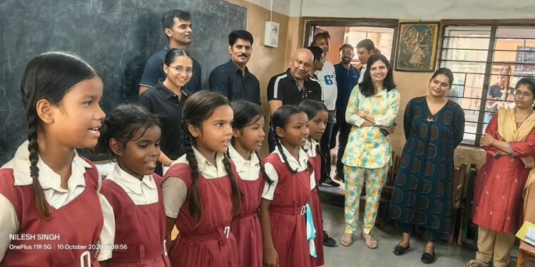 Jamshedpur service work  : टाटा स्टील सुरक्षा, अग्निशमन और ब्रांड प्रोटेक्शन टीम ने विद्यार्थियों के साथ की सामाजिक सेवा, टाटा स्टील के सिक्योरिटी चीफ ब्रिगेडियर जितेंद्र सिंह शेखावत ने किया नेतृत्व