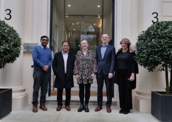 Tata Steel, UK Government and Royal Academy of Engineering partner : टाटा स्टील, यूके सरकार और रायल एकेडमी ने की पार्टनरशिप, तीनों मिलकर करेंगे यह काम Tata Steel, UK Government and Royal Academy of Engineering partner : टाटा स्टील, यूके सरकार और रायल एकेडमी ने की पार्टनरशिप, तीनों मिलकर करेंगे यह काम