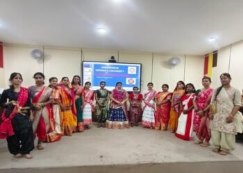 Jamshedpur women’s university : जमशेदपुर महिला विश्वविद्यालय में एनएसएस इंडक्शन एवं एनएसएस स्थापना दिवस समारोह आयोजित, छात्राओं को एनएसएस के उद्देश्यों व गतिविधियों से कराया गया परिचित