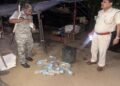 Jamshedpur excise dept action : दुर्गापूजा से पूर्व बागबेड़ा, जुगसलाई व छायानगर में उत्पाद विभाग का छापा, 210 लीटर महुआ शराब जब्त, एक गिरफ्तार