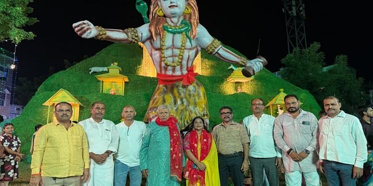 jamshedpur durga puja : बागबेड़ा के पूजा पंडाल का हुआ उदघाटन, धर्म, आध्यात्म और पर्यावरण को समाहित है पूजा jamshedpur durga puja : बागबेड़ा के पूजा पंडाल का हुआ उदघाटन, धर्म, आध्यात्म और पर्यावरण को समाहित है पूजा
