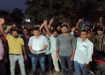 Jamshedpur rural ucil contractor labor demands : यूसिल के सात हजार ठेका मजदूर 19 अक्टूबर से जाएंगे हड़ताल पर, अर्जित छुट्टी व बोनस के भुगतान की मांग को लेकर प्रबंधन को दिया अल्टीमेटम