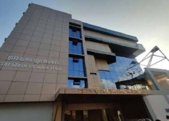 jamshedpur jugsalai nagar parishad : जुगसलाई नगर परिषद में अतिक्रमण को लेकर शिकायत, नौसीन खान ने डीसी से की कार्रवाई की मांग
