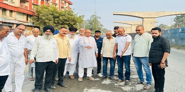 jamshedpur mla saryu roy fire on nhai : जमशेदपुर के विधायक सरयू राय ने लगाया एनएचएआइ के अधिकारियों पर वादाखिलाफी का आरोप, बोले – एनएच-33 के निर्माण में भारी लापरवाही, इस रफ्तार से तो 5 साल में भी पूरा नहीं होगा काम, अब स्थानीय जनता का धैर्य जवाब देने लगा है