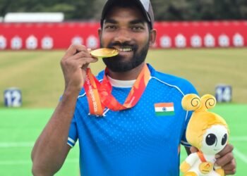 West singhbhum archery big achievement : चाईबासा के तीरंदाज विजय सुंडी ने एशियन पारा गेम्स 2026 में जीता स्वर्ण, फाइनल मैच में चीन को हराकर पदक किया अपने नाम, चाईबासा सहित राज्य के खेल प्रेमियों में खुशी की लहर West singhbhum archery big achievement : चाईबासा के तीरंदाज विजय सुंडी ने एशियन पारा गेम्स 2026 में जीता स्वर्ण, फाइनल मैच में चीन को हराकर पदक किया अपने नाम, चाईबासा सहित राज्य के खेल प्रेमियों में खुशी की लहर