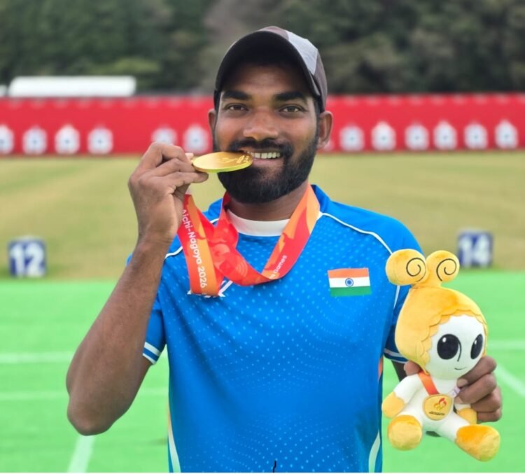 West singhbhum archery big achievement : चाईबासा के तीरंदाज विजय सुंडी ने एशियन पारा गेम्स 2026 में जीता स्वर्ण, फाइनल मैच में चीन को हराकर पदक किया अपने नाम, चाईबासा सहित राज्य के खेल प्रेमियों में खुशी की लहर