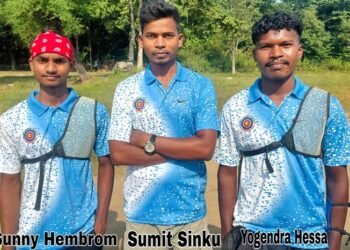 West singhbhum turtung archery training center : चाईबासा के सिकुरसाई तुरतुंग तीरंदाजी प्रशिक्षण केंद्र के दो तीरंदाज झारखंड टीम में चयनित, केंद्र के प्रशिक्षक सुमित सिंकू बने राज्य तीरंदाजी टीम के प्रशिक्षक, केंद्र के पदाधिकारियों व प्रशिक्षुओं ने दी बधाई व शुभकामनाएं West singhbhum turtung archery training center : चाईबासा के सिकुरसाई तुरतुंग तीरंदाजी प्रशिक्षण केंद्र के दो तीरंदाज झारखंड टीम में चयनित, केंद्र के प्रशिक्षक सुमित सिंकू बने राज्य तीरंदाजी टीम के प्रशिक्षक, केंद्र के पदाधिकारियों व प्रशिक्षुओं ने दी बधाई व शुभकामनाएं