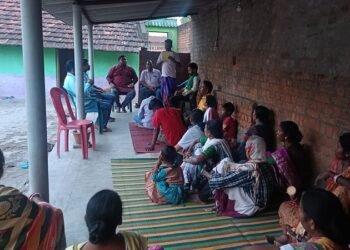 Jamshedpur rural hitku majhi baba’s letter to the president : क्योंझर के बसंतपुरा में आदिवासी पूजानुष्ठान में तोड़फोड़ के मामले में राष्ट्रपति से हस्तक्षेप की मांग, हितकू के माझी बाबा बिरास माझी ने राष्ट्रपति को लिखा पत्र, कहा- आदिवासी आस्था और परंपराओं पर हमला बर्दाश्त नहीं Jamshedpur rural hitku majhi baba’s letter to the president : क्योंझर के बसंतपुरा में आदिवासी पूजानुष्ठान में तोड़फोड़ के मामले में राष्ट्रपति से हस्तक्षेप की मांग, हितकू के माझी बाबा बिरास माझी ने राष्ट्रपति को लिखा पत्र, कहा- आदिवासी आस्था और परंपराओं पर हमला बर्दाश्त नहीं