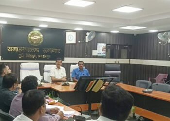 jamshedpur dc review- जमशेदपुर के उपायुक्त की अध्यक्षता में तकनीकी विभागों की समीक्षा बैठक, लंबित योजनाओं को शीघ्र पूर्ण करने का निर्देश jamshedpur dc review- जमशेदपुर के उपायुक्त की अध्यक्षता में तकनीकी विभागों की समीक्षा बैठक, लंबित योजनाओं को शीघ्र पूर्ण करने का निर्देश
