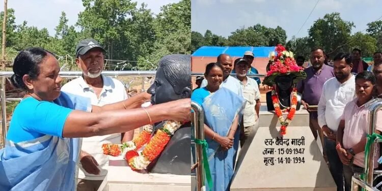 west singhbhum-आनंदपुर के टेन्ड्राउली में शहीद देवेंद्र माझी की प्रतिमा का अनावरण, सांसद जोबा माझी ने दी श्रद्धांजलि west singhbhum-आनंदपुर के टेन्ड्राउली में शहीद देवेंद्र माझी की प्रतिमा का अनावरण, सांसद जोबा माझी ने दी श्रद्धांजलि