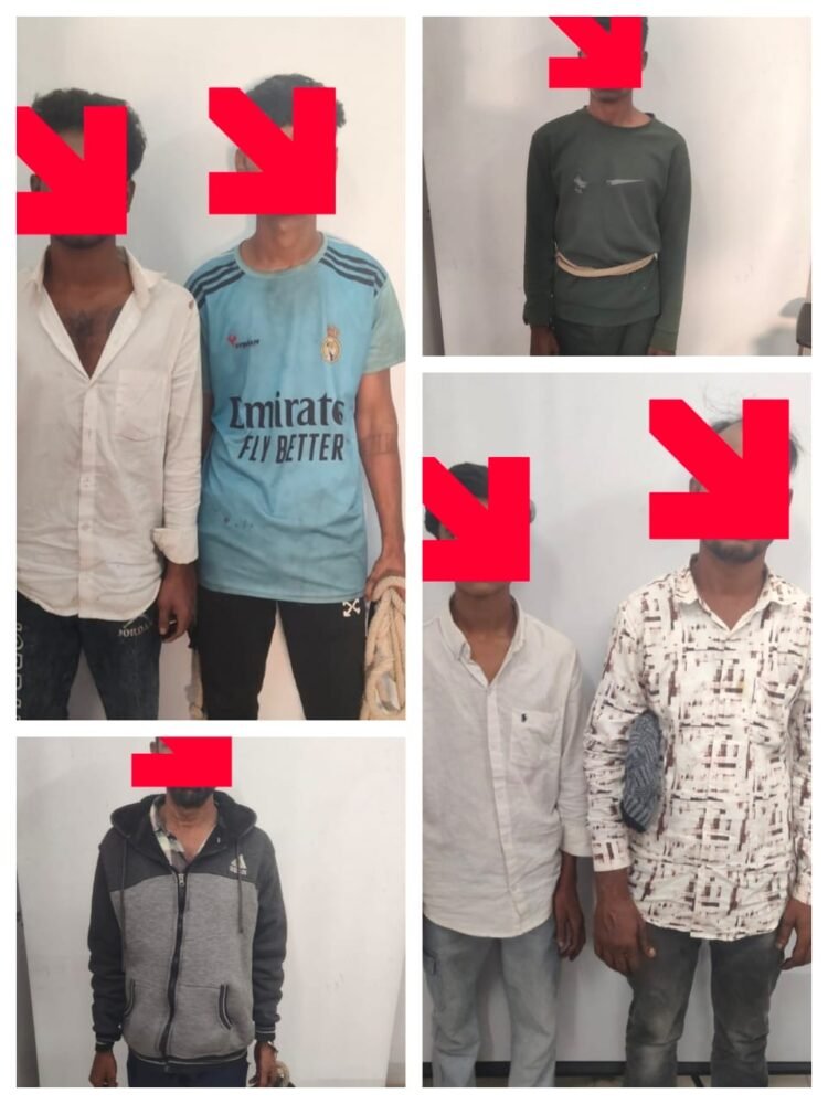 jamshedpur police action- बोड़ाम, एमजीएम, कदमा और साकची थाना क्षेत्रों में पुलिस की दबिश, सभी आरोपियों को न्यायिक हिरासत में भेजा गया जेल jamshedpur police action- बोड़ाम, एमजीएम, कदमा और साकची थाना क्षेत्रों में पुलिस की दबिश, सभी आरोपियों को न्यायिक हिरासत में भेजा गया जेल