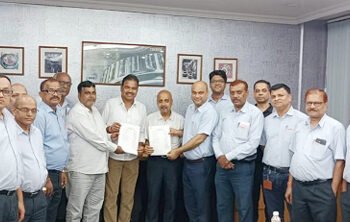 timken bonus agreement : टिमकेन कर्मचारियों को इस साल मिलेगा 15.6 फीसदी बोनस, मिलेगी इतनी राशि timken bonus agreement : टिमकेन कर्मचारियों को इस साल मिलेगा 15.6 फीसदी बोनस, मिलेगी इतनी राशि
