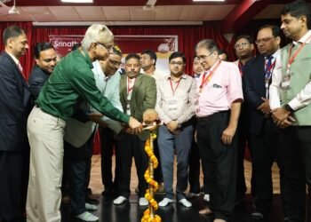 Srinath university national seminar : श्रीनाथ यूनिवर्सिटी में फार्मास्युटिकल साइंसेज पर राष्ट्रीय सेमिनार आयोजित, विशेषज्ञों ने शोध और नवाचार पर दिया जोर Srinath university national seminar : श्रीनाथ यूनिवर्सिटी में फार्मास्युटिकल साइंसेज पर राष्ट्रीय सेमिनार आयोजित, विशेषज्ञों ने शोध और नवाचार पर दिया जोर
