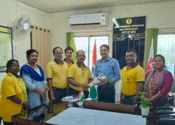Tatanagar railway civil defence : टाटानगर रेल सिविल डिफेंस के नए अधिकारी नीतीश कुमार का गर्मजोशी से स्वागत, रेल सिविल डिफेंस के वर्तमान कार्यों की समीक्षा, भविष्य की योजनाओं पर हुई चर्चा Tatanagar railway civil defence : टाटानगर रेल सिविल डिफेंस के नए अधिकारी नीतीश कुमार का गर्मजोशी से स्वागत, रेल सिविल डिफेंस के वर्तमान कार्यों की समीक्षा, भविष्य की योजनाओं पर हुई चर्चा