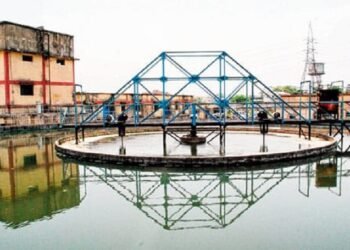 Jamshedpur jugsalai water scam : जुगसलाई एमई स्कूल रोड वॉटर ट्रीटमेंट प्लांट में 22 लाख रुपये के उपकरणों की आपूर्ति में भारी अनियमितता, शिकायत के बाद जांच टीम पहुंची Jamshedpur jugsalai water scam : जुगसलाई एमई स्कूल रोड वॉटर ट्रीटमेंट प्लांट में 22 लाख रुपये के उपकरणों की आपूर्ति में भारी अनियमितता, शिकायत के बाद जांच टीम पहुंची