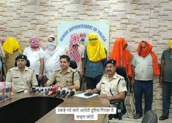 Jamshedpur court : बिरसानगर से जुआ खेलते पकड़े गये सारे 15 आरोपियों को 24 घंटे में मिल गयी जमानत, अधिवक्ताओं की दलील के आगे नहीं ठहर पाया पुलिस का दलील