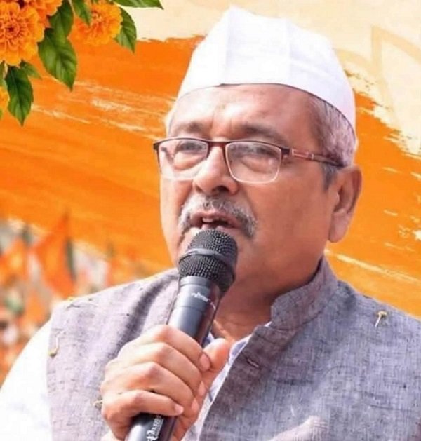 Jamshedpur bjp big loss : भाजपा के जिला अध्यक्ष रहे चंद्रशेखर मिश्रा का निधन, पार्टी के कार्यक्रम में हिस्सा लेने जाते समय आया हार्ट अटैक Jamshedpur bjp big loss : भाजपा के जिला अध्यक्ष रहे चंद्रशेखर मिश्रा का निधन, पार्टी के कार्यक्रम में हिस्सा लेने जाते समय आया हार्ट अटैक