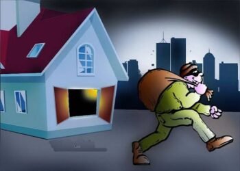 Jamshedpur theft : टेल्को में बंद घर से चोरी, 30 हजार नगद सहित तीन मोबाइल उड़ा ले गये चोर, एक हिरासत में Jamshedpur theft : टेल्को में बंद घर से चोरी, 30 हजार नगद सहित तीन मोबाइल उड़ा ले गये चोर, एक हिरासत में