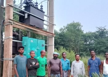 Jamshedpur rural : बहरागोड़ा के मानुषमुरिया में मुखिया के पहल पर मिला नया ट्रांसफॉर्मर, लोगों में हर्ष Jamshedpur rural : बहरागोड़ा के मानुषमुरिया में मुखिया के पहल पर मिला नया ट्रांसफॉर्मर, लोगों में हर्ष