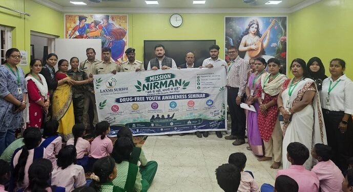 Jamshedpur awareness program : सिदगोड़ा में नशामुक्त युवा जागरूकता पर संगोष्ठी आयोजित, ‘नशे को कहें ना, जीवन को कहें हां’ के दिए संदेश Jamshedpur awareness program : सिदगोड़ा में नशामुक्त युवा जागरूकता पर संगोष्ठी आयोजित, ‘नशे को कहें ना, जीवन को कहें हां’ के दिए संदेश