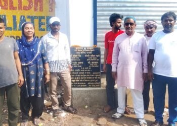 Jamshedpur mango foundation stone : मानगो गौस नगर में जनप्रतिनिधियों ने किया सड़क का शिलान्यास, जनता में जगी विकास की नई उम्मीद