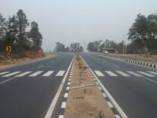 Jamshedpur nh road : 29 अक्टूबर से शुरू होगा पारडीह-बालीगुमा एनएच-33 का निर्माण कार्य, मानगो की जनता के आक्रोश के बीच 29 अक्टूबर तक एनएचएआई को मिला समय, निर्माण शुरू नहीं होने पर बड़े आंदोलन की तैयारी, एनएचएआई के परियोजना निदेशक ने विधायक को दिया भरोसा, मशीन की मरम्मत और कैलिब्रेशन के कारण हुई देर Jamshedpur nh road : 29 अक्टूबर से शुरू होगा पारडीह-बालीगुमा एनएच-33 का निर्माण कार्य, मानगो की जनता के आक्रोश के बीच 29 अक्टूबर तक एनएचएआई को मिला समय, निर्माण शुरू नहीं होने पर बड़े आंदोलन की तैयारी, एनएचएआई के परियोजना निदेशक ने विधायक को दिया भरोसा, मशीन की मरम्मत और कैलिब्रेशन के कारण हुई देर